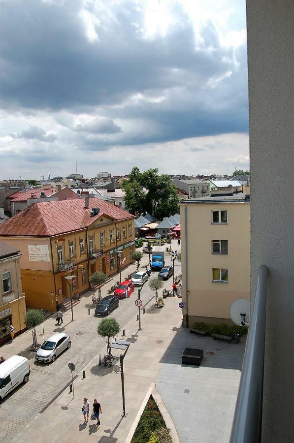 Family & Business Sauna Apartments Rynek Centrum Downtown - 2 Bedroom With Private Sauna, Balcony, Parking Кельце Экстерьер фото