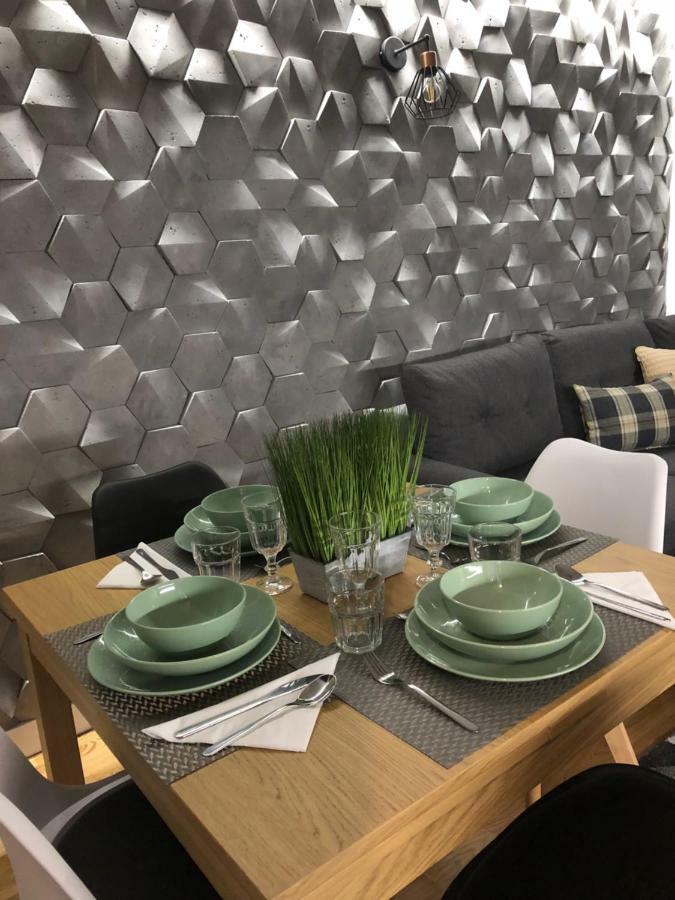 Family & Business Sauna Apartments Rynek Centrum Downtown - 2 Bedroom With Private Sauna, Balcony, Parking Кельце Экстерьер фото