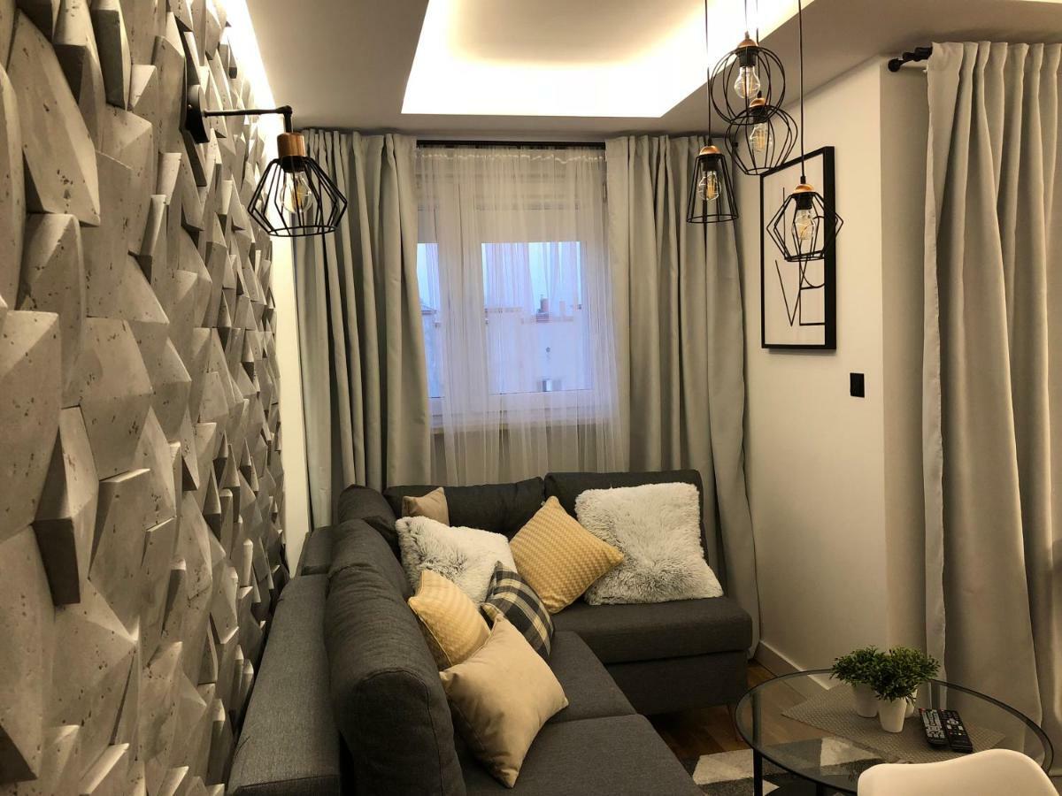 Family & Business Sauna Apartments Rynek Centrum Downtown - 2 Bedroom With Private Sauna, Balcony, Parking Кельце Экстерьер фото