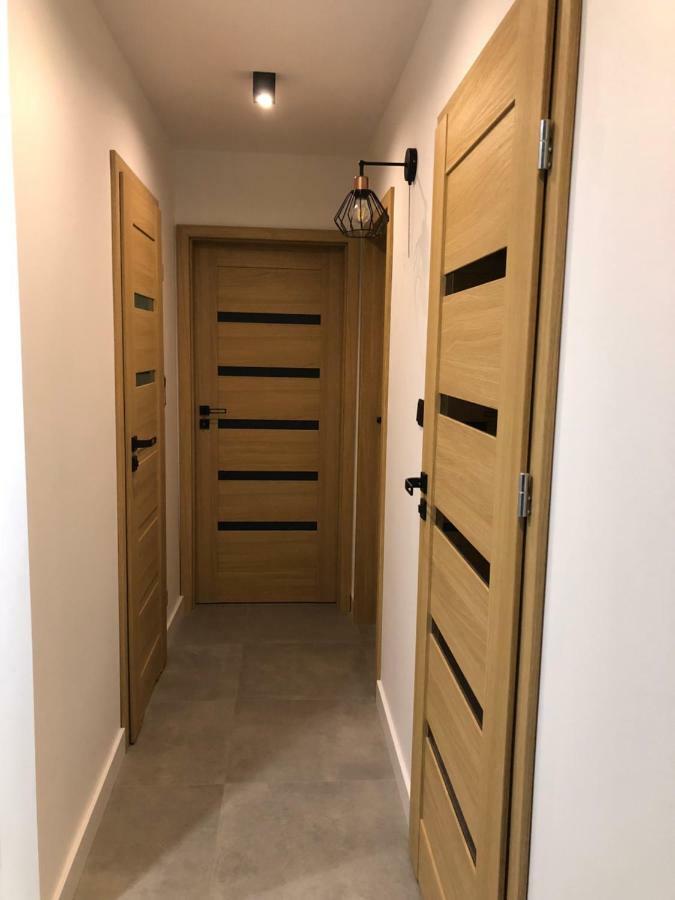 Family & Business Sauna Apartments Rynek Centrum Downtown - 2 Bedroom With Private Sauna, Balcony, Parking Кельце Экстерьер фото